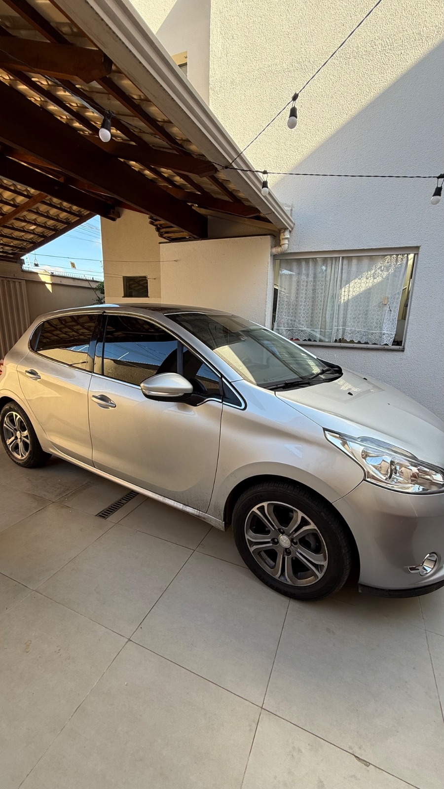 Peugeot 208 1.6 Griffe 2014